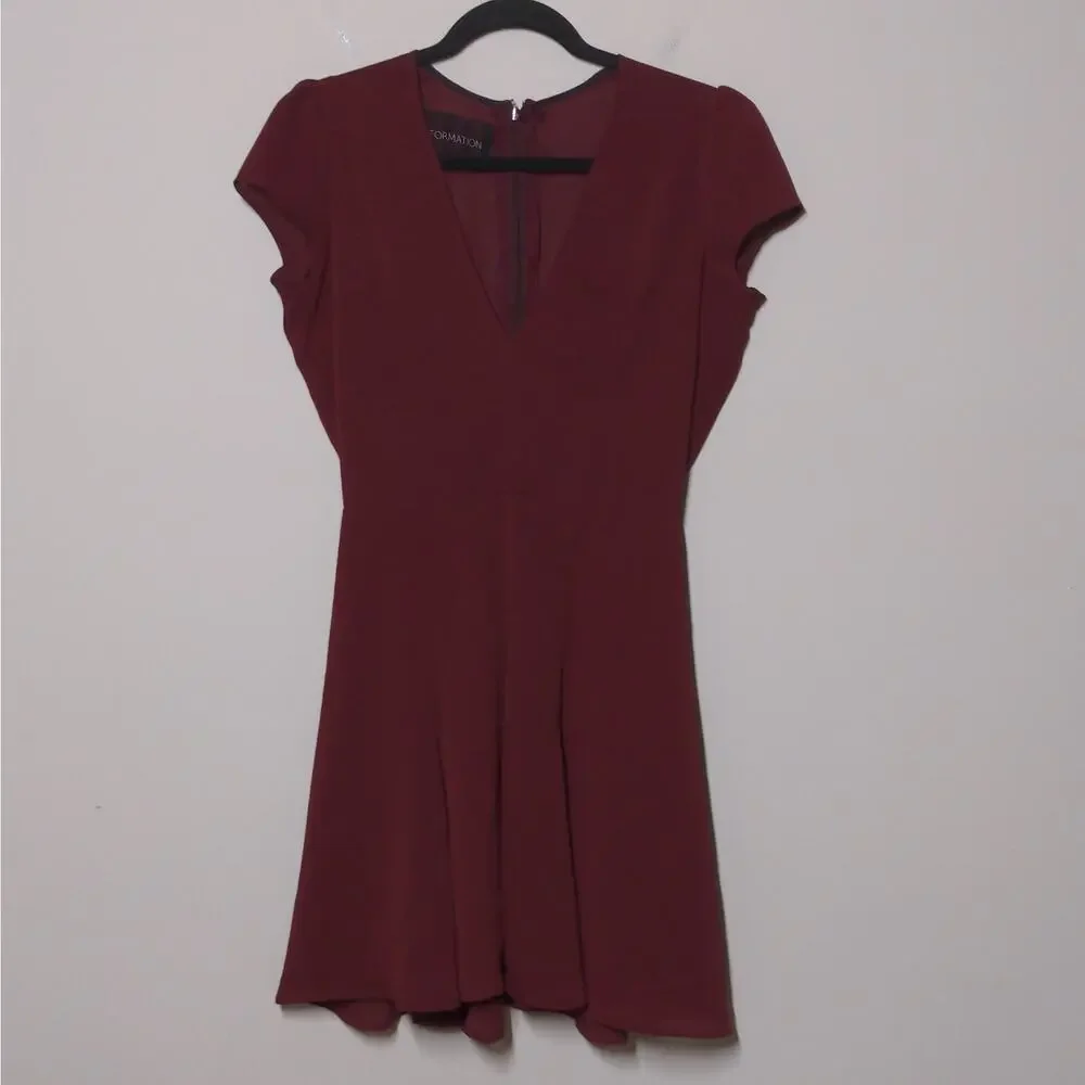 Reformation Burgundy Dress V-neck Fit and Flare Cap Sleeves S - Picture 9 of 9